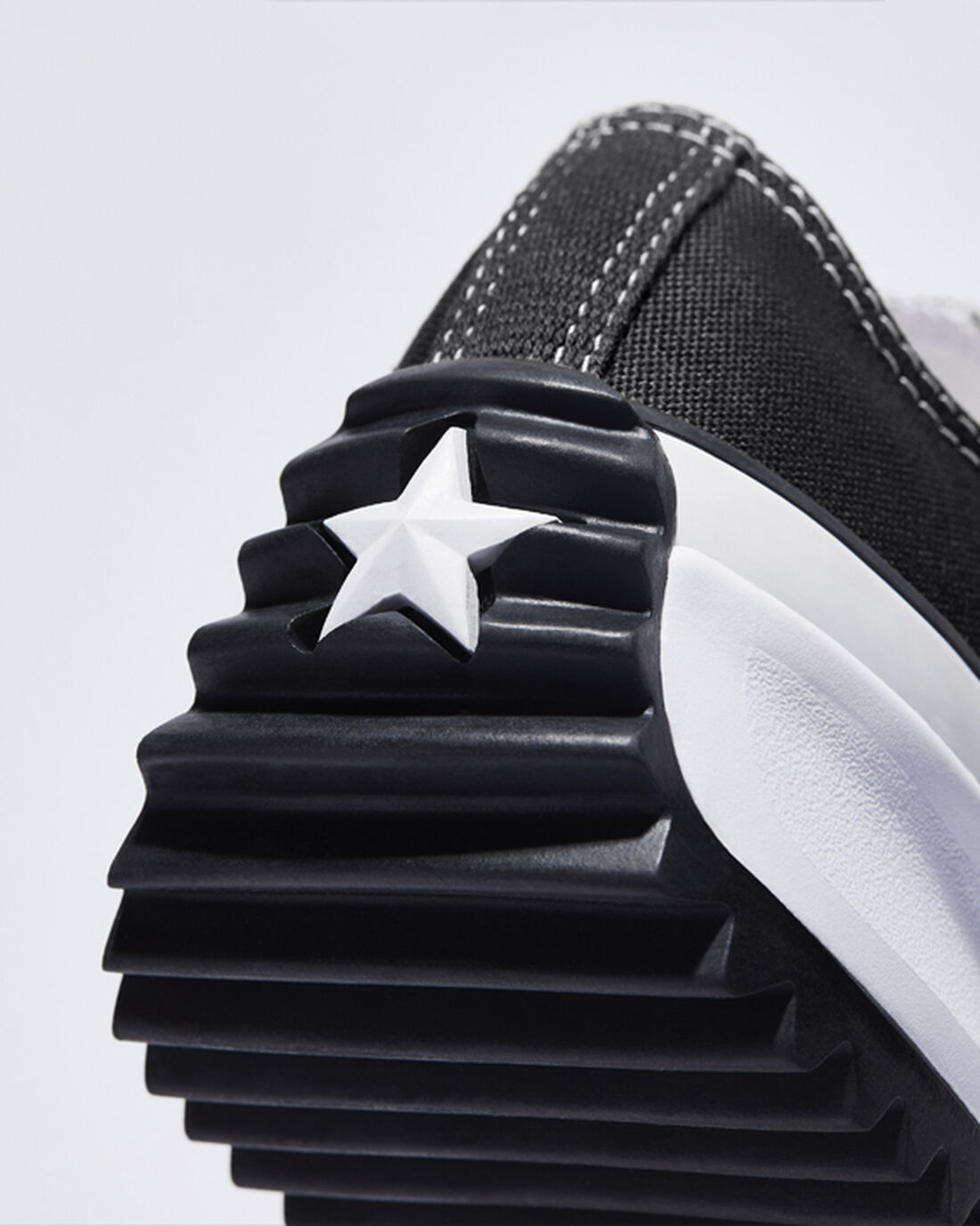 Men's Converse Run Star Hike Sneakers Black/White | Australia-29875