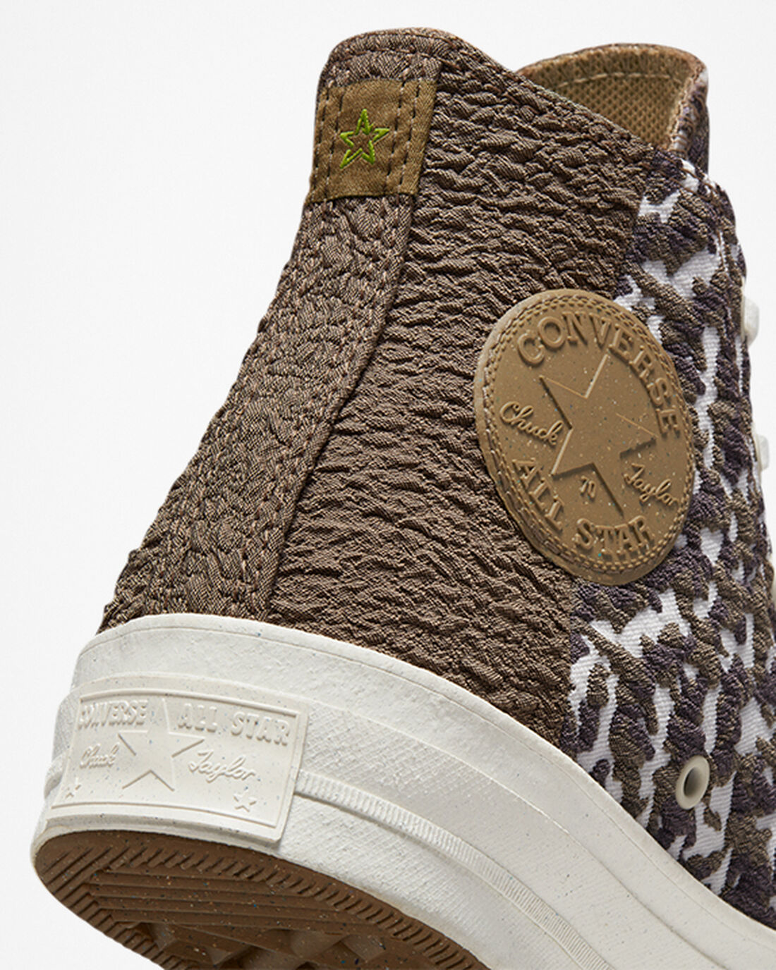 Women's Converse Chuck 70 Split Upper Jacquard Camo High Top Sneakers Brown/Dark | Australia-24380